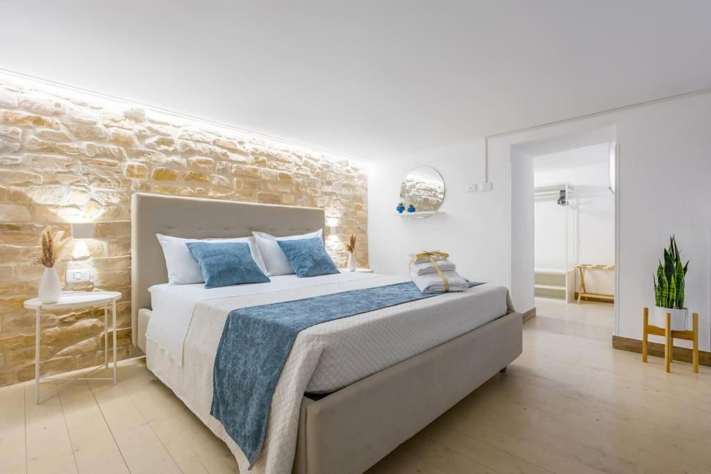 Villa Centro Storico Sciacca - Casa Di Pisa Cortile Termine Esterno foto